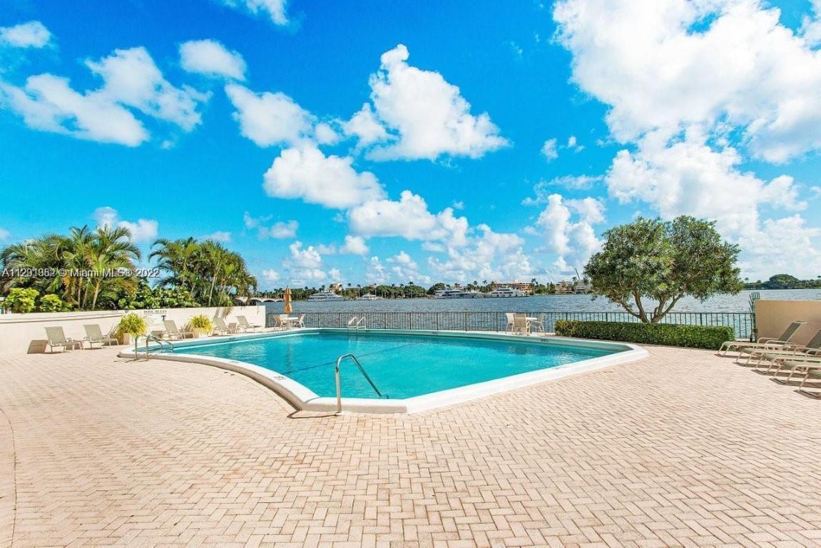 TRIANON CONDO - Residential Lease