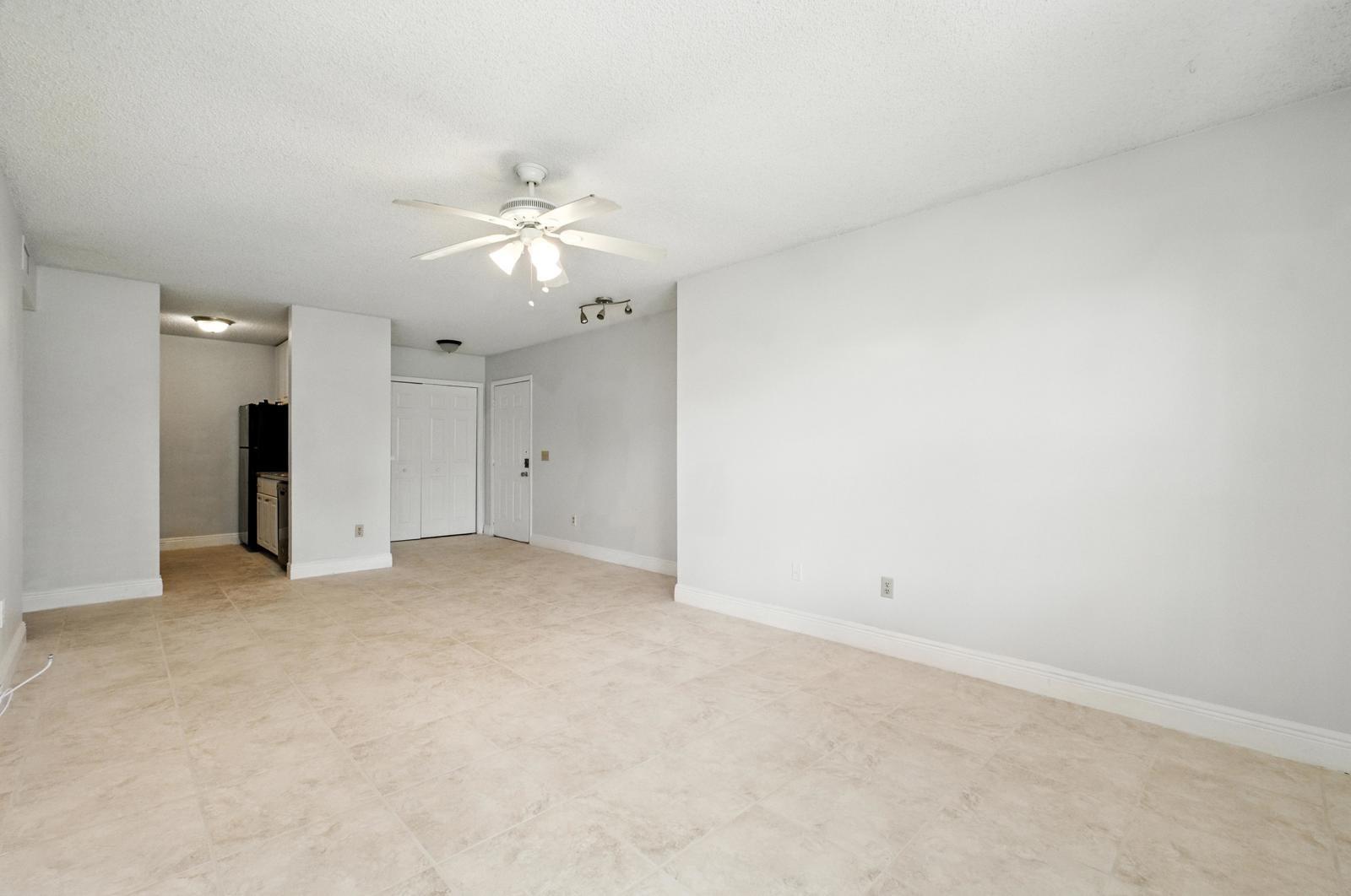 4281 W Mcnab Rd 16