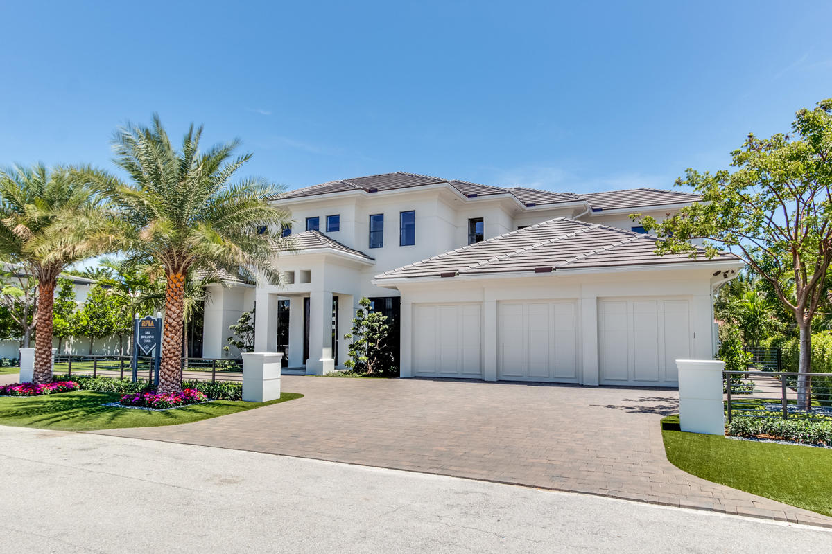 ROYAL PALM YACHT & COUNTR - Residential