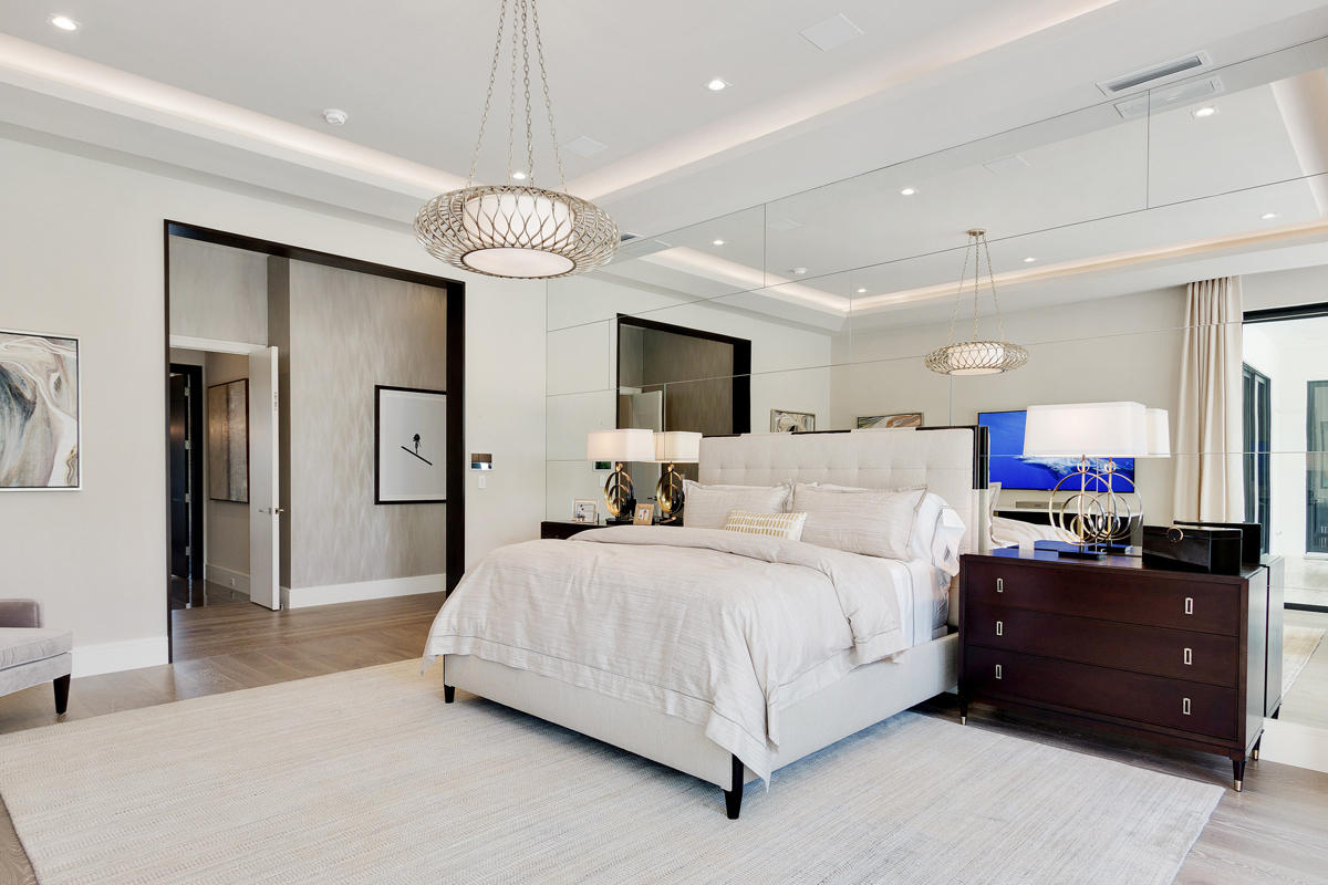 ROYAL PALM YACHT & COUNTR - Residential