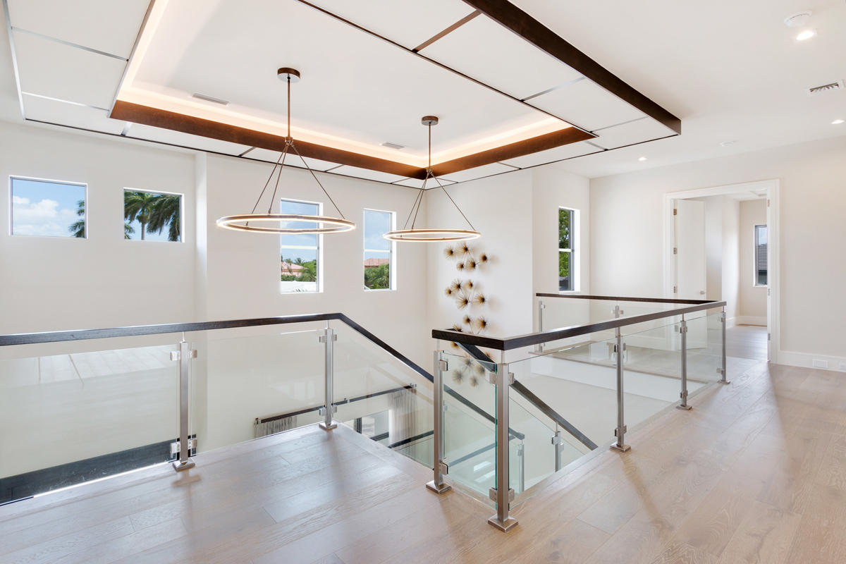 ROYAL PALM YACHT & COUNTR - Residential