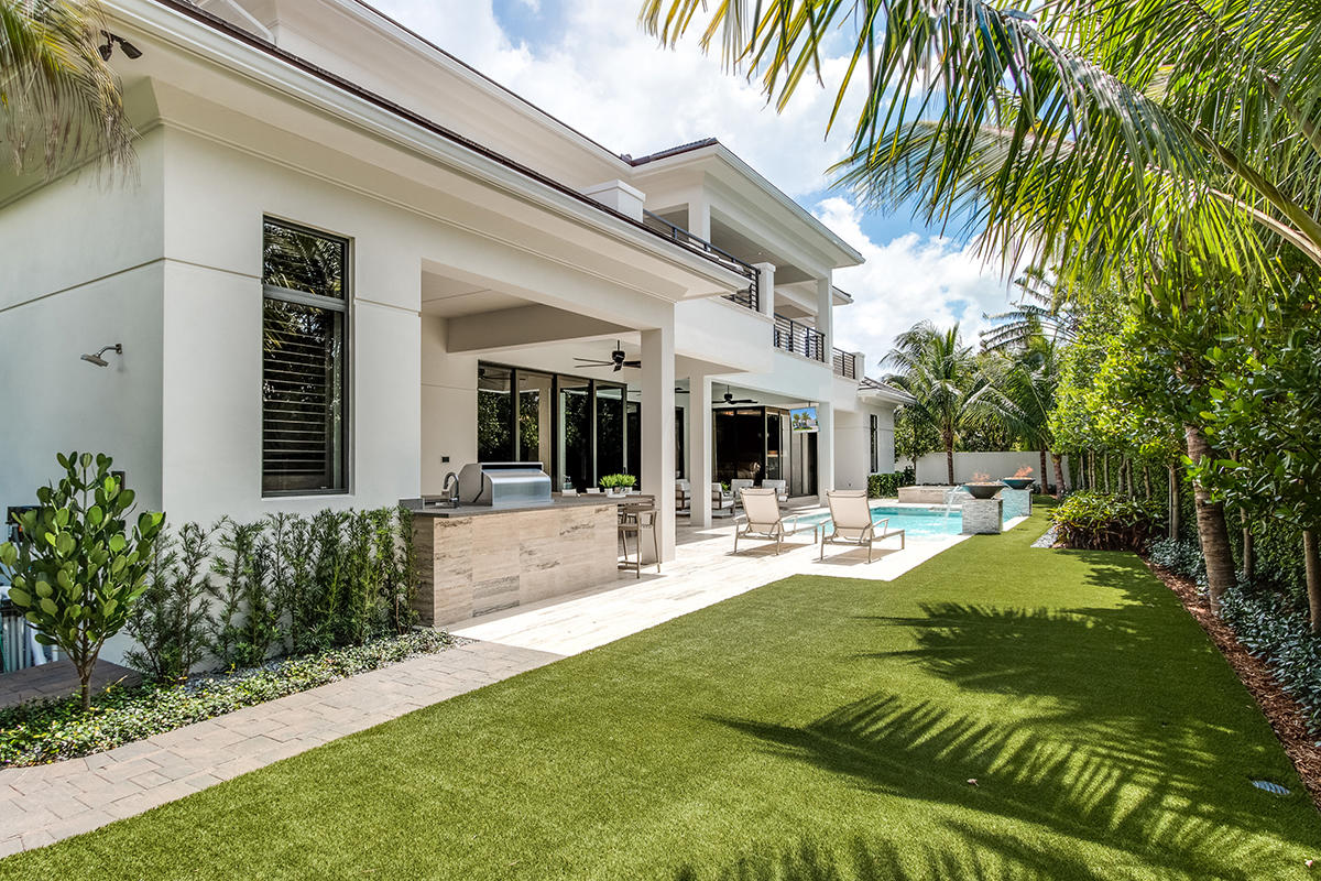 ROYAL PALM YACHT & COUNTR - Residential