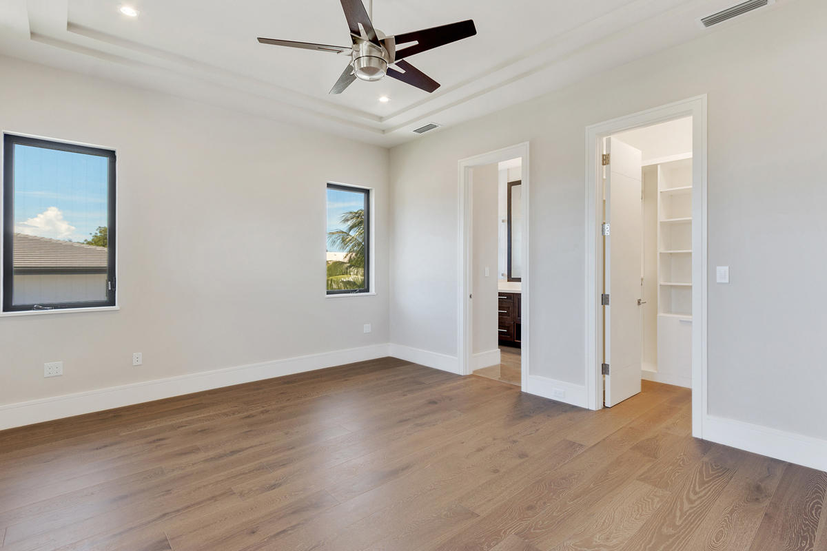 ROYAL PALM YACHT & COUNTR - Residential