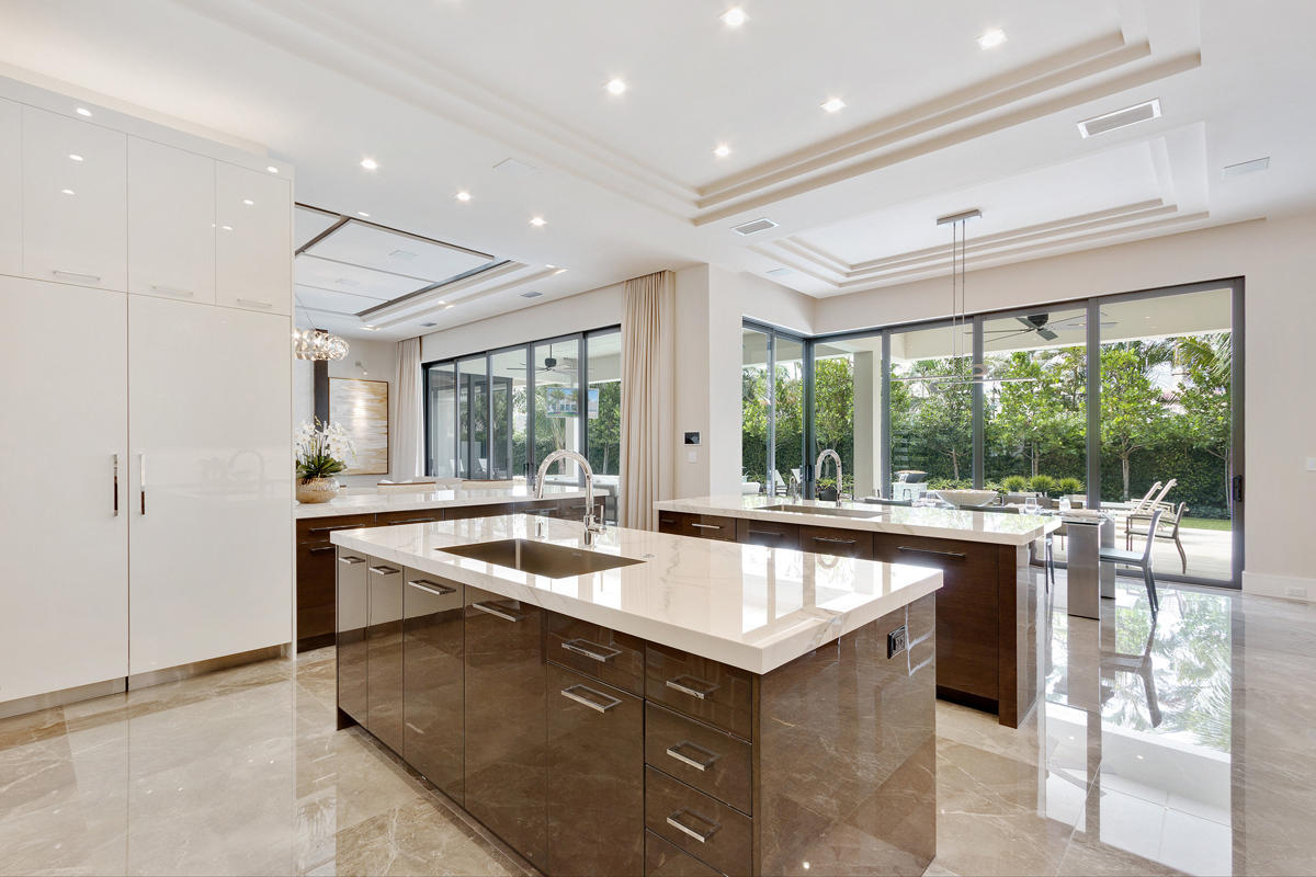 ROYAL PALM YACHT & COUNTR - Residential