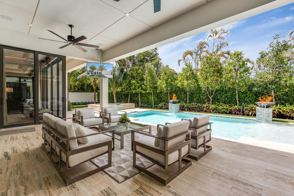 ROYAL PALM YACHT & COUNTR - Residential