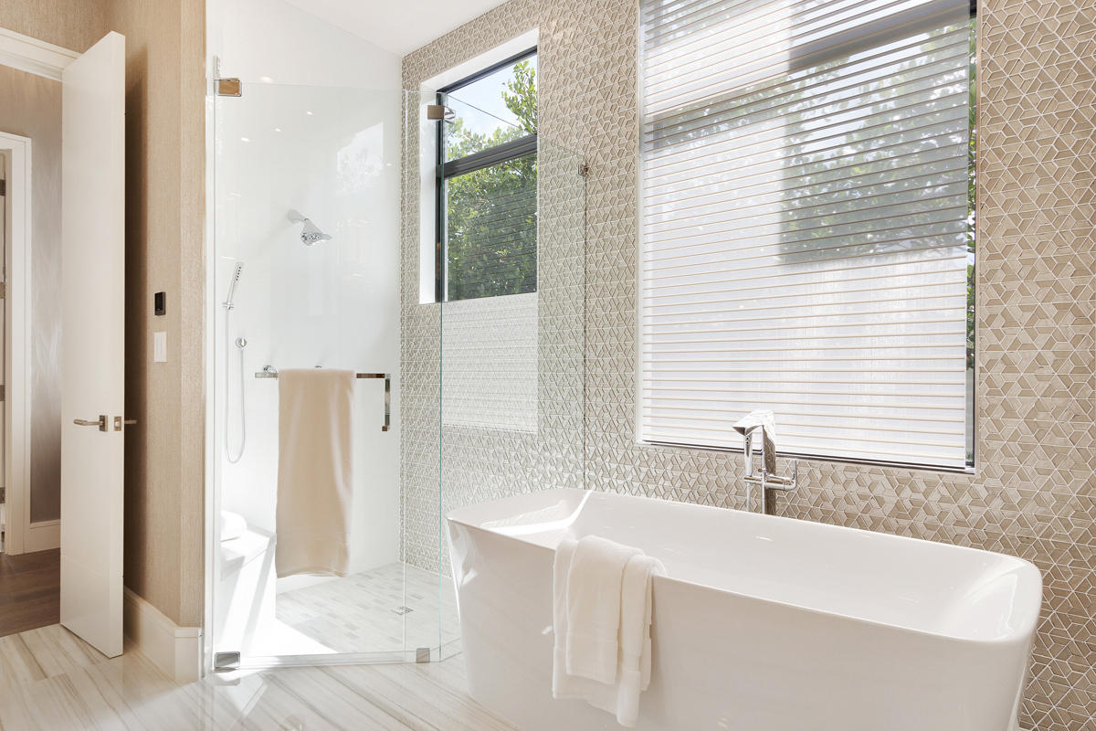 ROYAL PALM YACHT & COUNTR - Residential