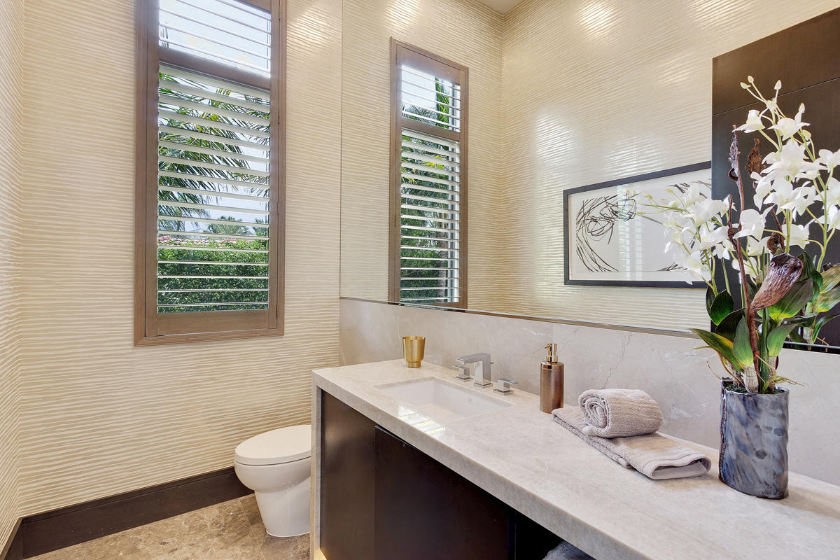 ROYAL PALM YACHT & COUNTR - Residential