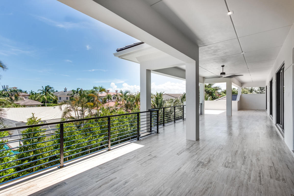 ROYAL PALM YACHT & COUNTR - Residential