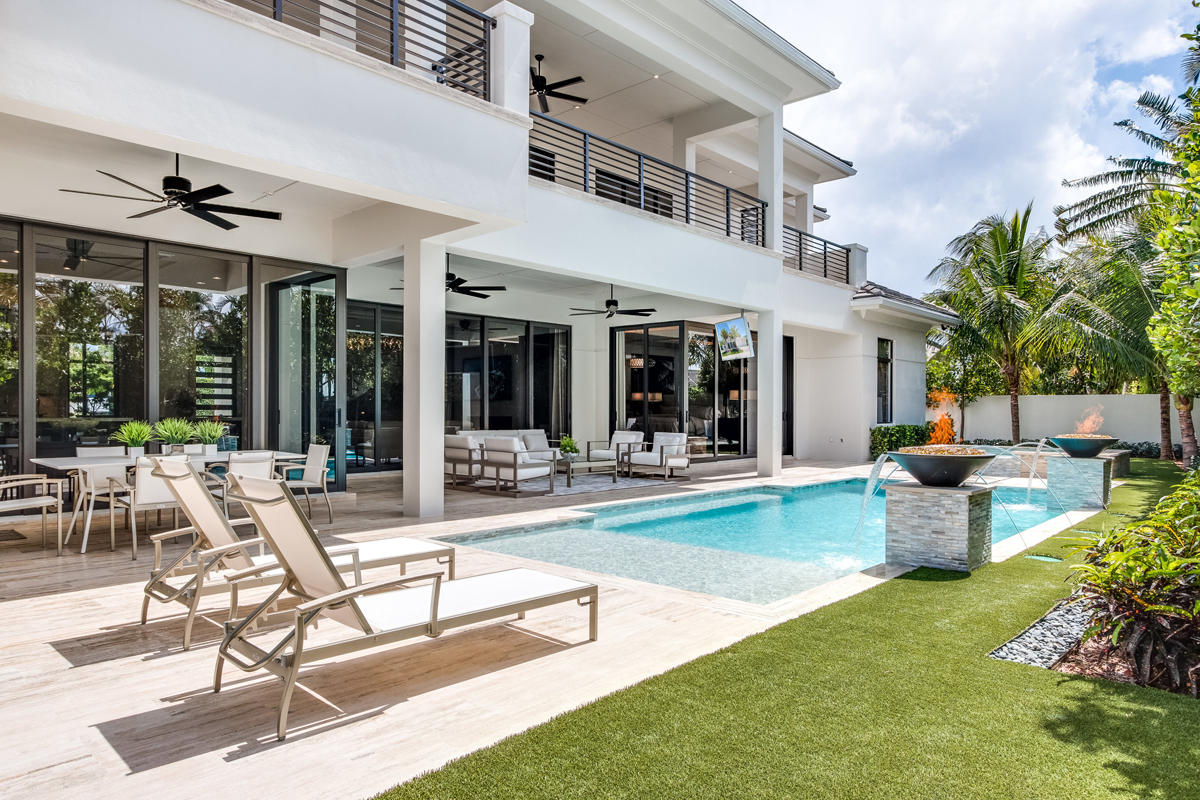 ROYAL PALM YACHT & COUNTR - Residential