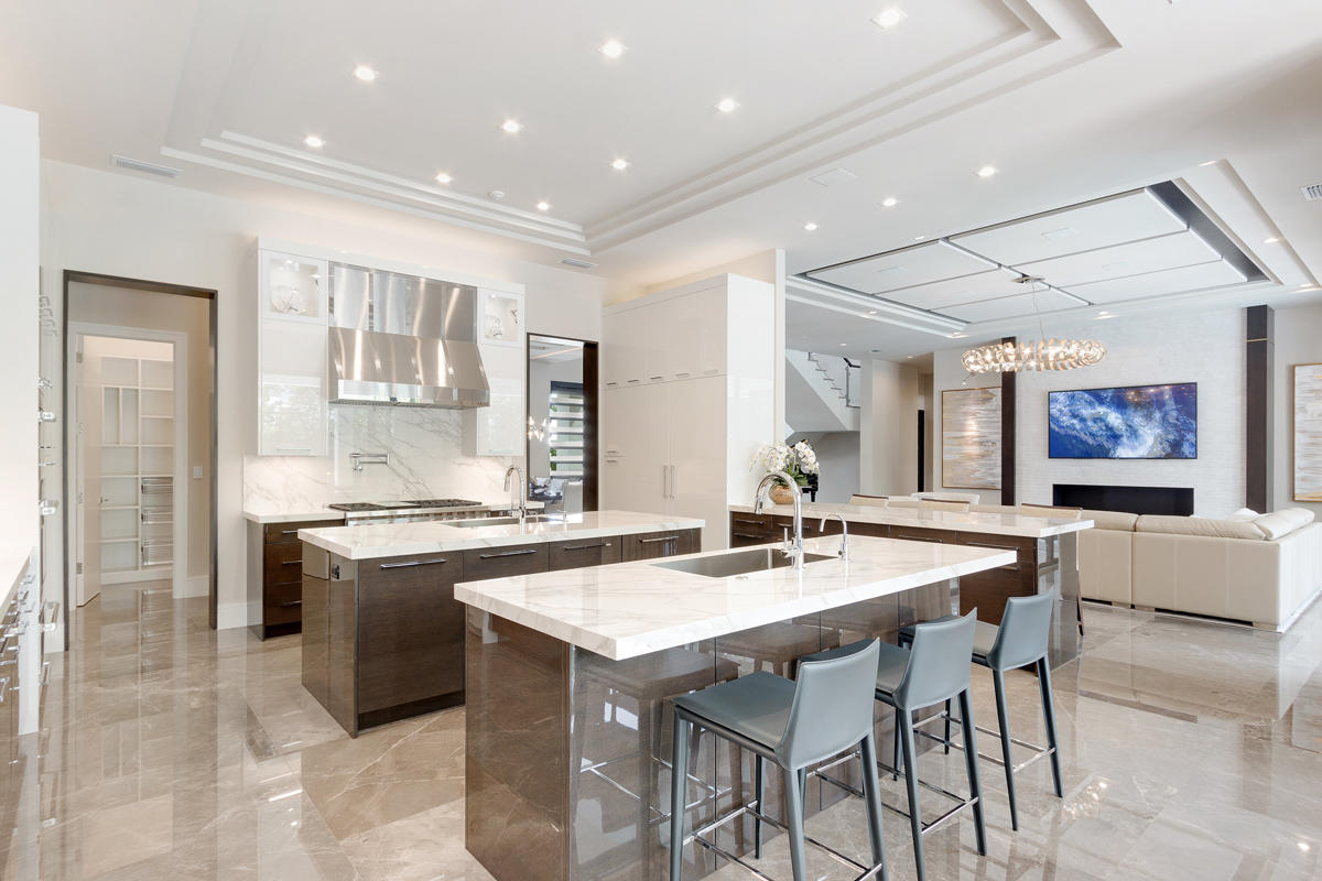 ROYAL PALM YACHT & COUNTR - Residential