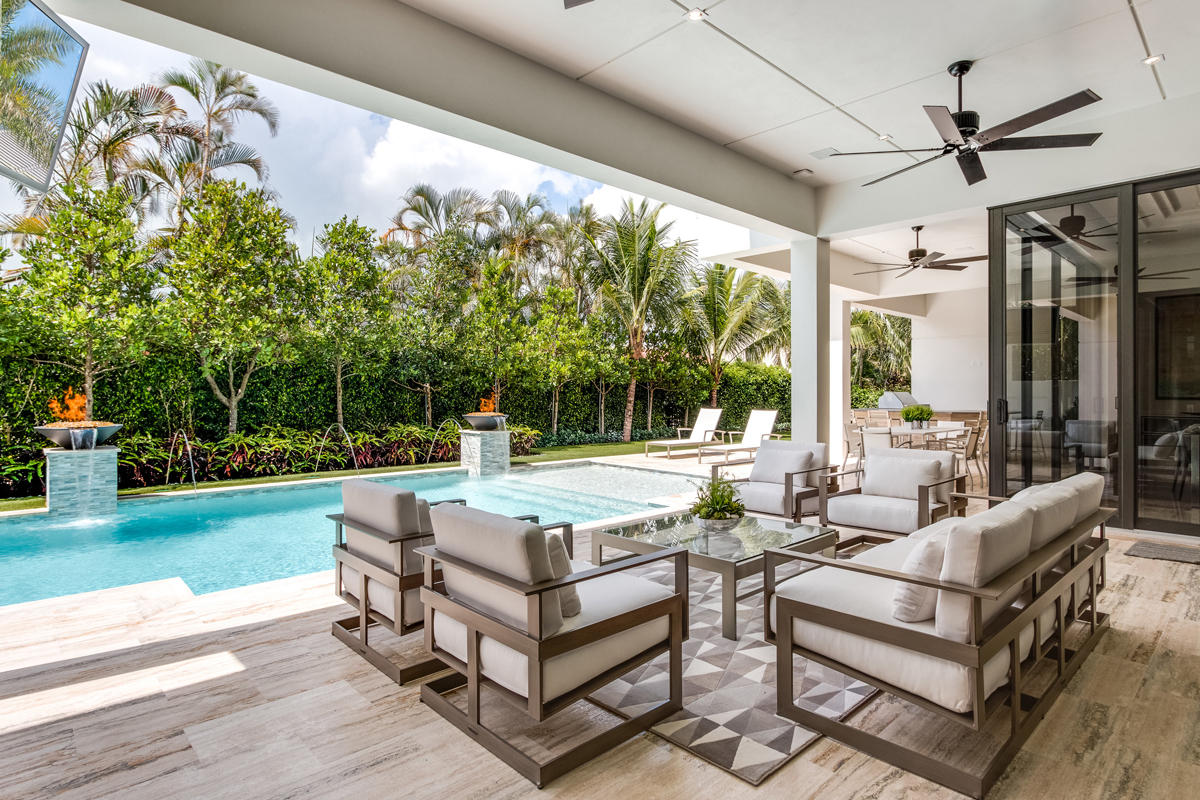 ROYAL PALM YACHT & COUNTR - Residential