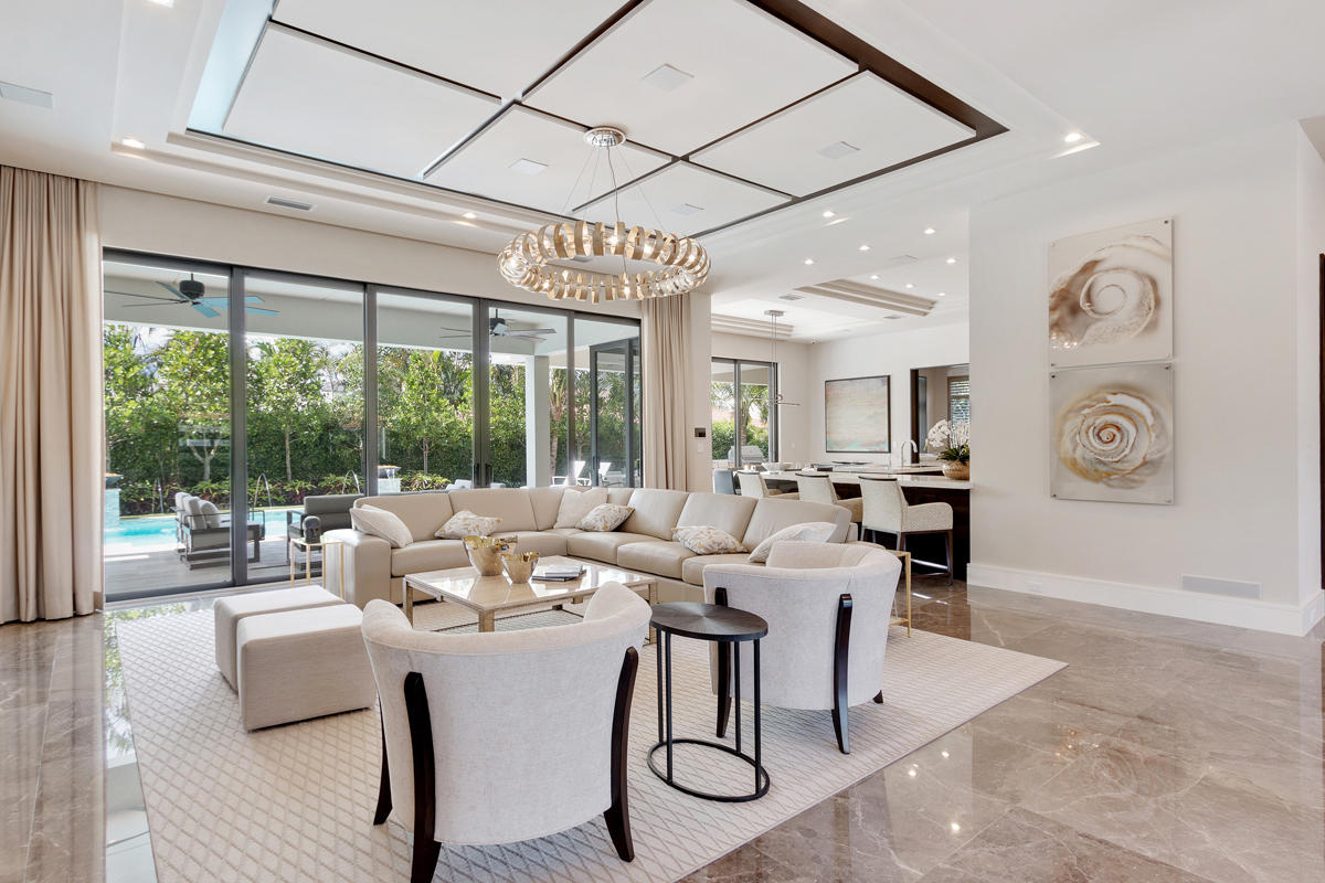 ROYAL PALM YACHT & COUNTR - Residential