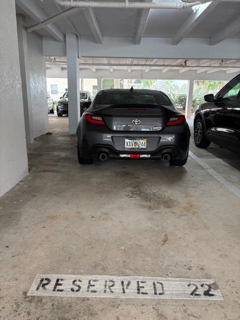 LANDINGS CONDO - Residential