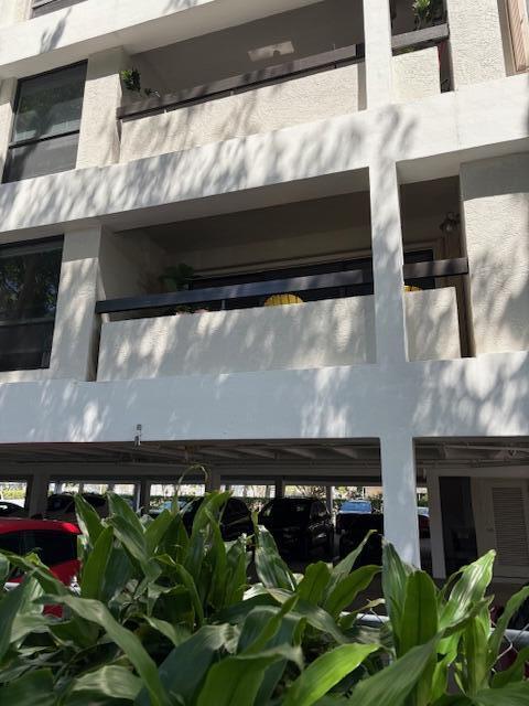 LANDINGS CONDO - Residential