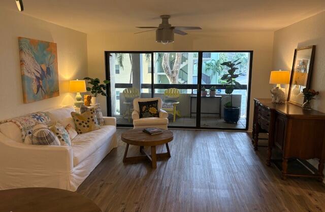 LANDINGS CONDO - Residential