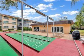 SPACIOUSE 2 BEDROOM 2 BATHROOM CONDO UNIT IN WELL SOUGHT AFTER LIGHTHOUSE POINT. SAFE AND CONVEINENTLY LOCATED TO THE BEACH AND RESTAURANTS.
