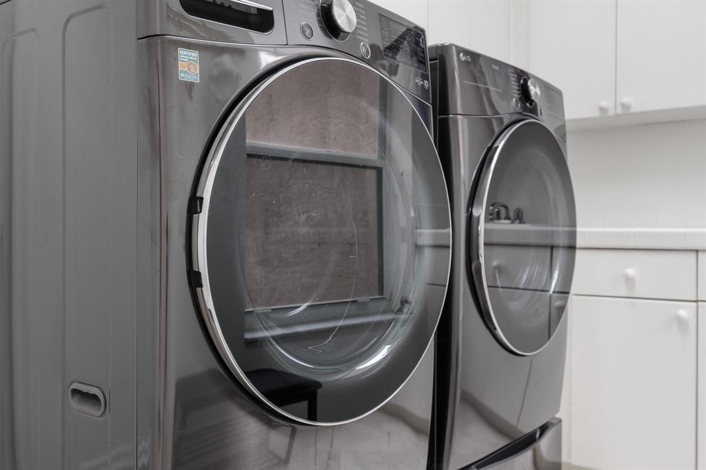 ADDISON RESERVE - Residential