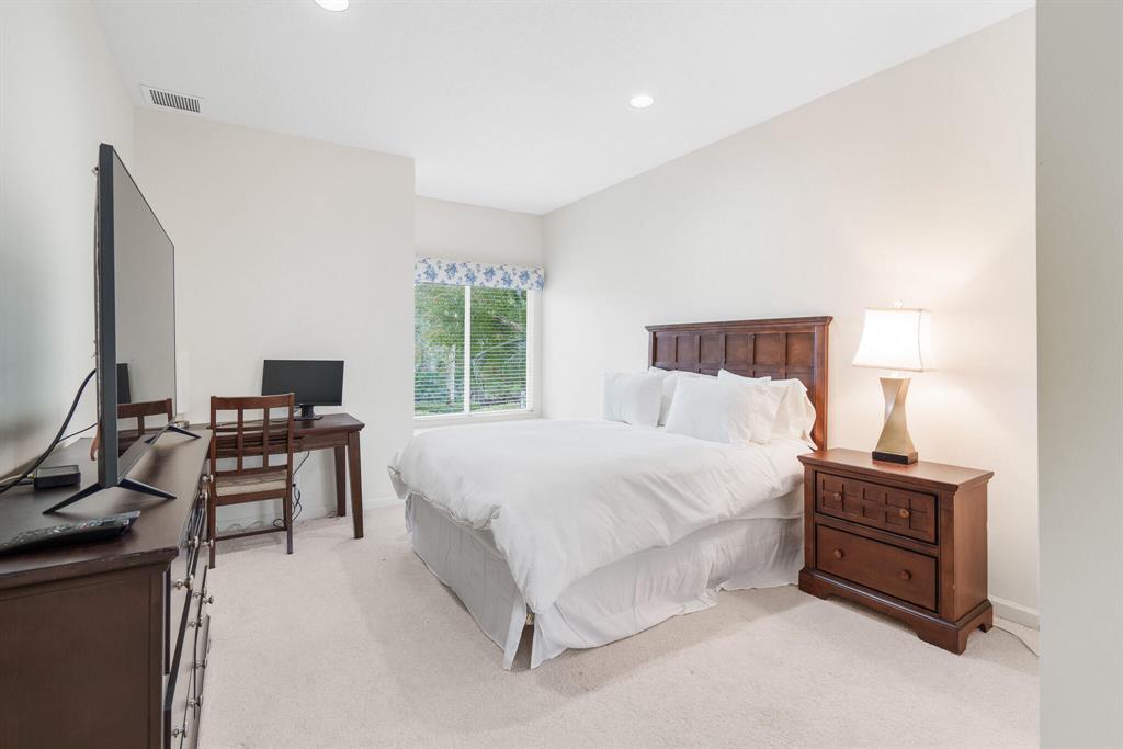 ADDISON RESERVE - Residential