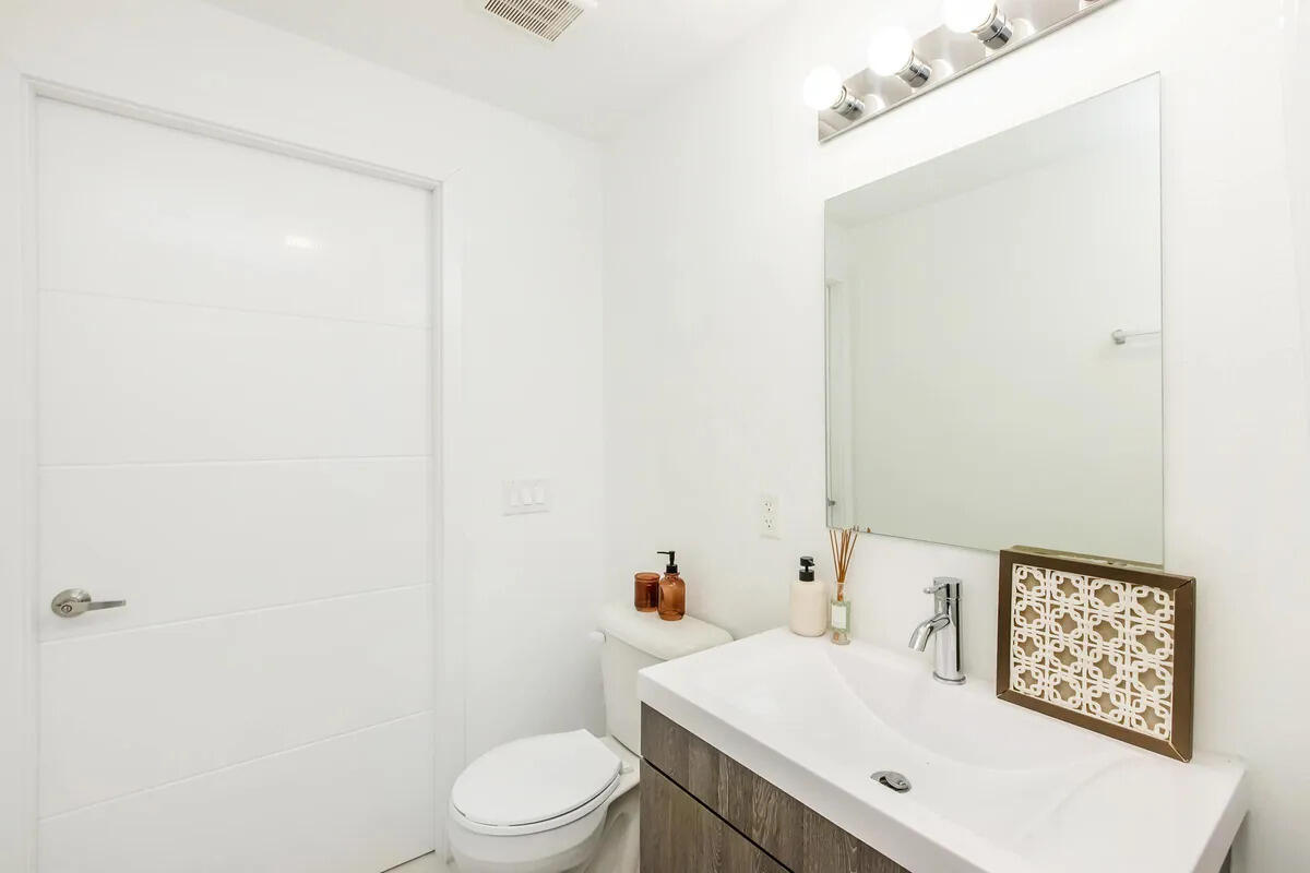 N/A - Residential Lease