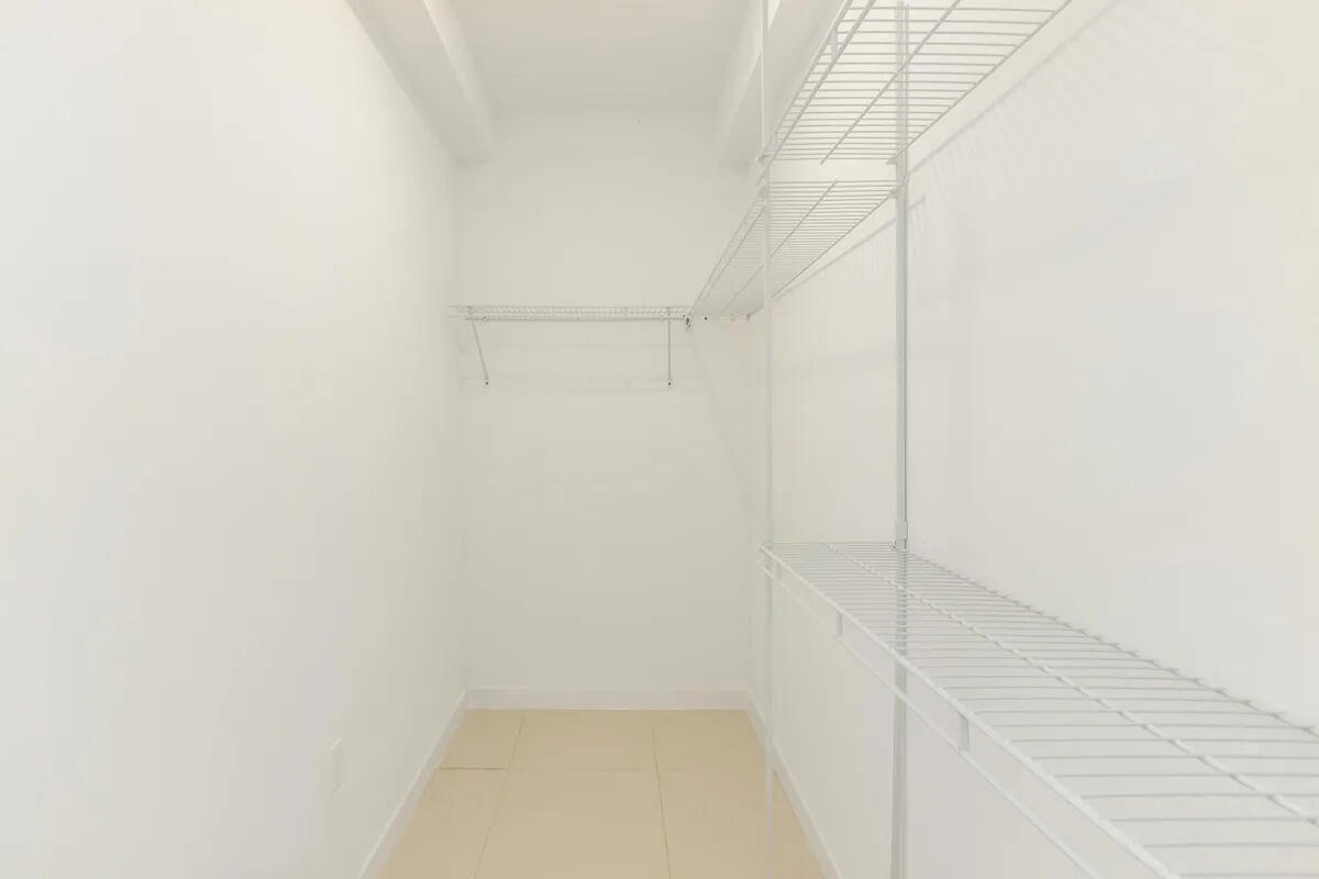 N/A - Residential Lease