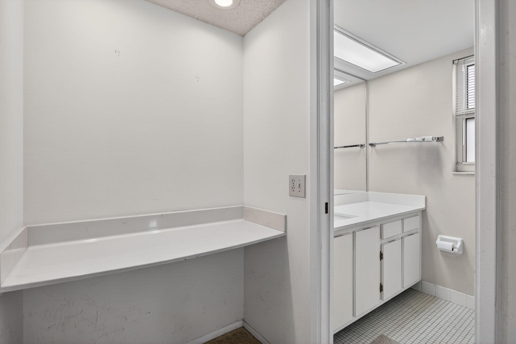 NO 114 PALM-AIRE COUNTRY CLUB - Residential