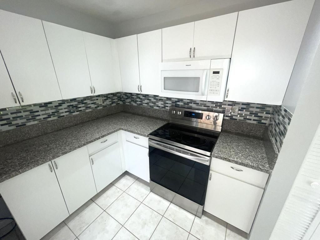 Photo of 5691 Fox Hollow Drive #B, Boca Raton, FL 33486 (MLS # R10994684)