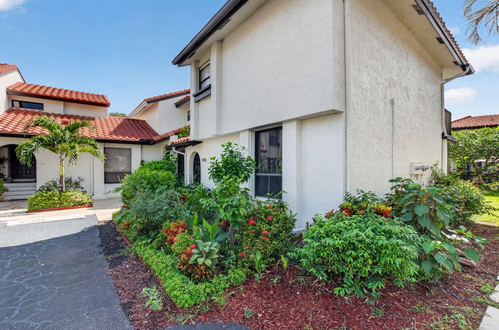 Photo of 5726 FOX HOLLOW Drive #G, Boca Raton, FL 33486 (MLS # B26071339)