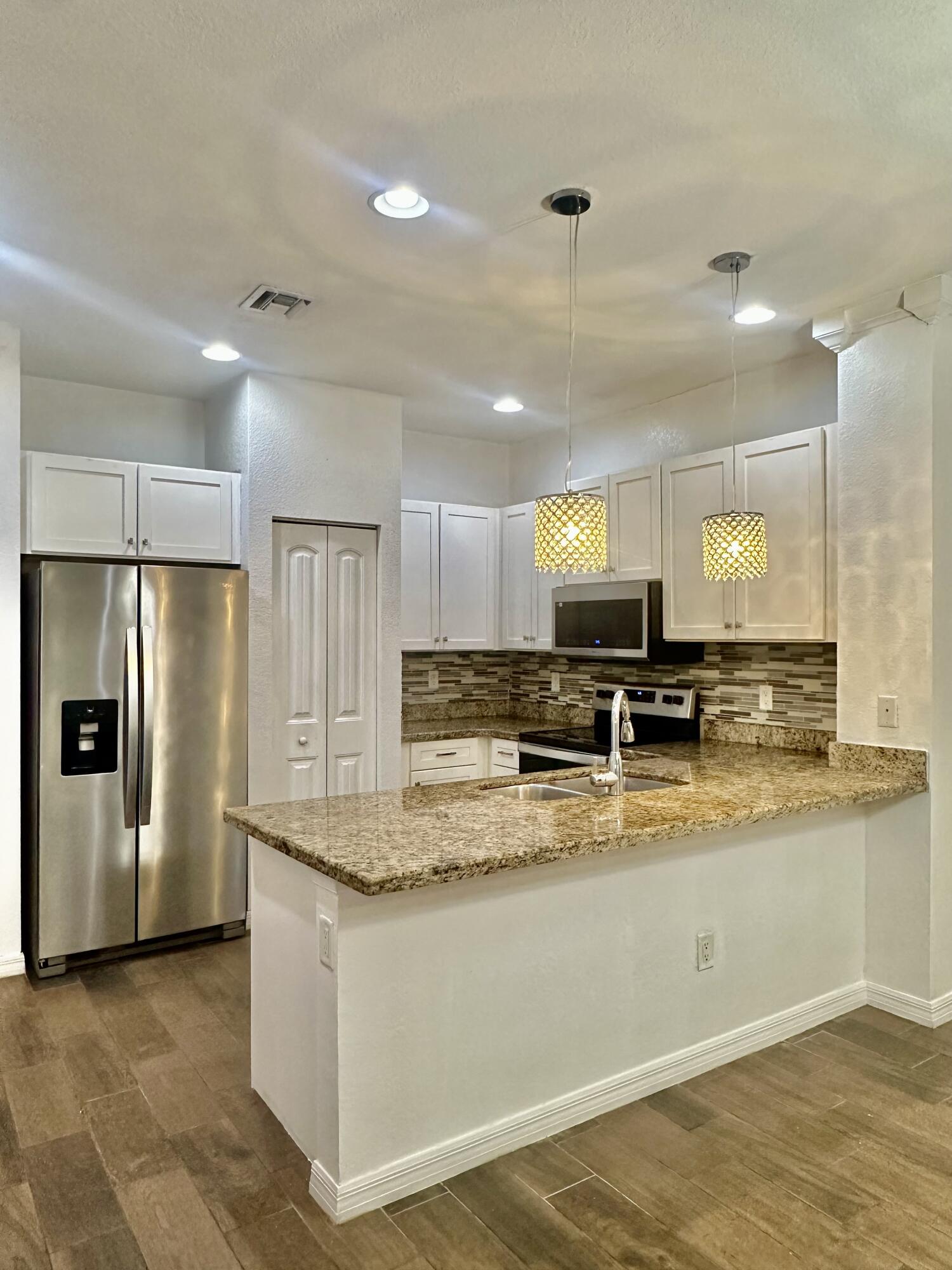 1132 Vermilion Drive