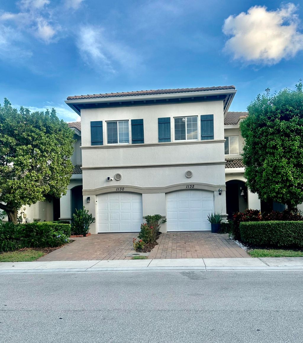 Photo of 1132 Vermilion Drive, Lake Worth Beach, FL 33461 (MLS # B26021556)
