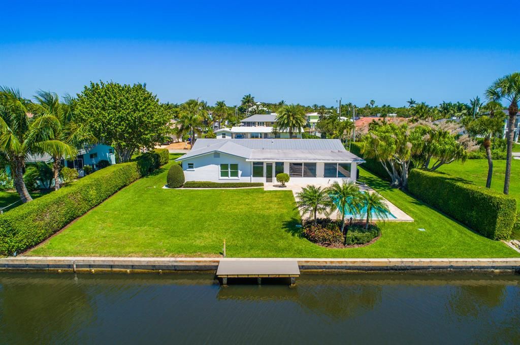 Photo of 8418 SE Coconut Street, Hobe Sound, FL 33455 (MLS # R10882958)