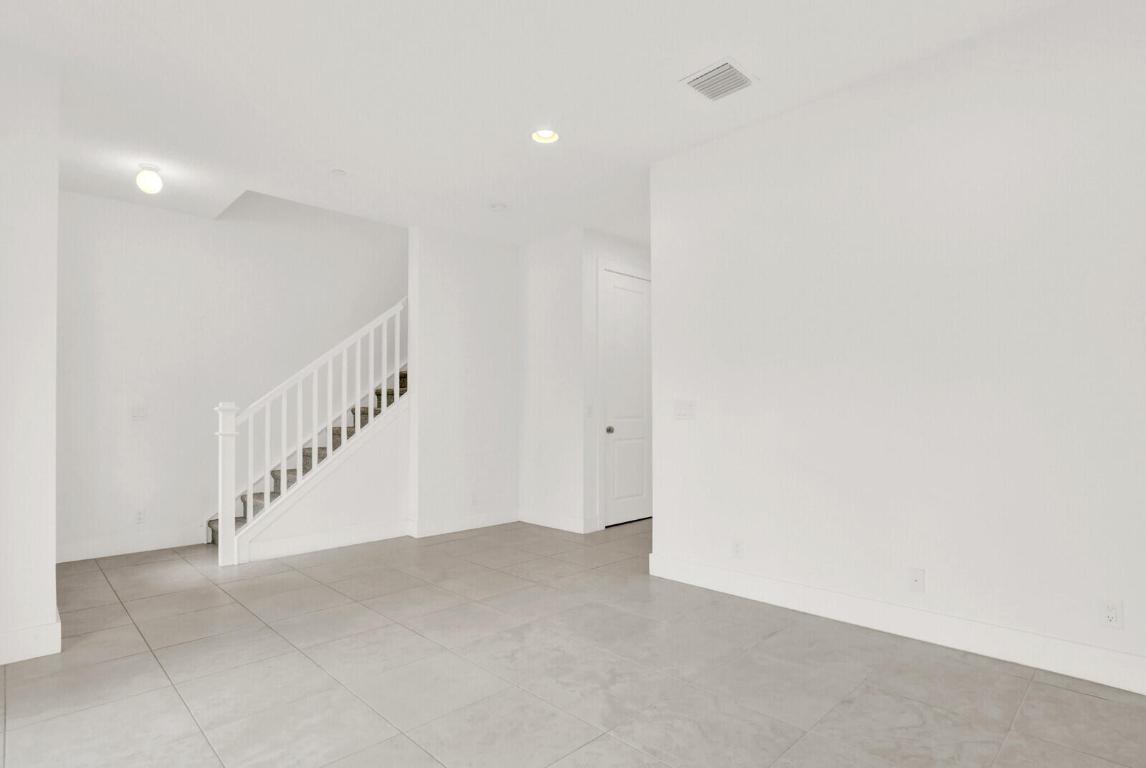 5161 Beckman Terrace