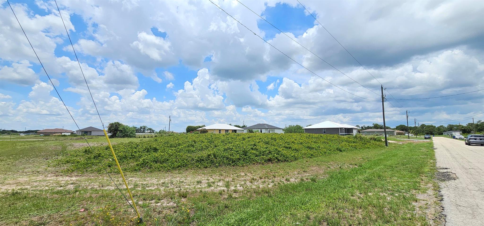 PORT LABELLE UNIT 6 - Land