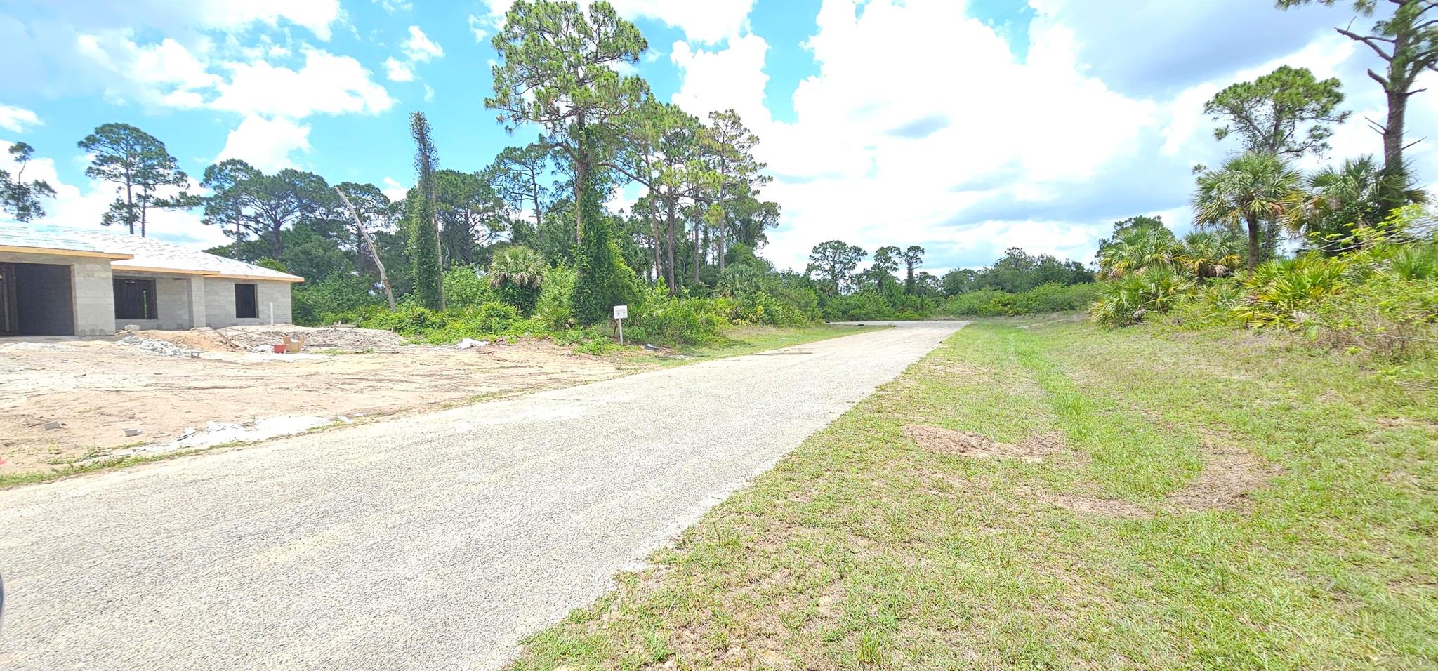 PORT LABELLE UNIT 6 - Land