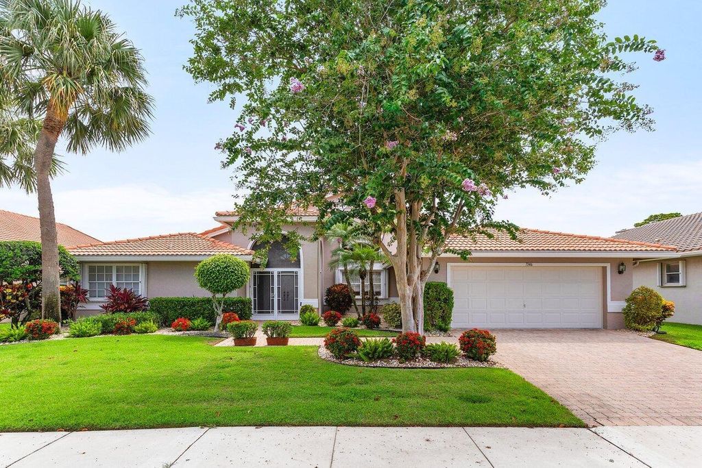 Photo of 7146 Falls Road E, Boynton Beach, FL 33437 (MLS # R11106233)