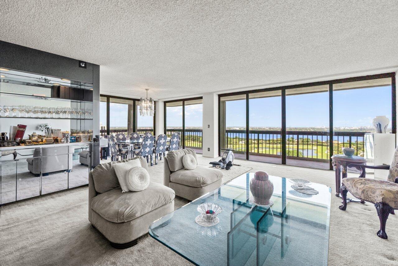 MAGNIFICENT VIEWS AND GREAT SPACE WITH FLOOR TO CEILING WINDOWS AND WRAP AROUND TERRACE. A DELUXE FULL SERVICE BUILDING THAT YOU WILL LOVE WITH GREAT AMMENITIES. FIND OUT MORE!