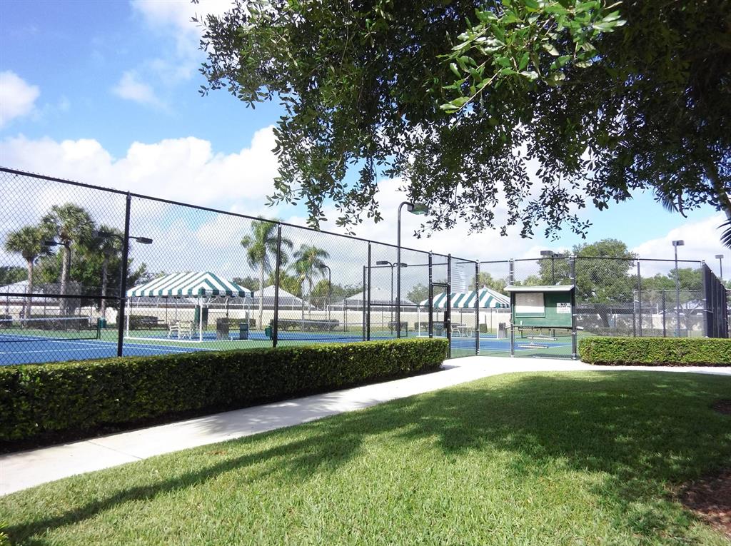 MEADOWS - Residential