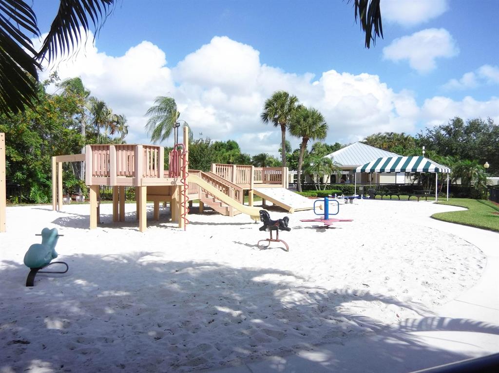 MEADOWS - Residential