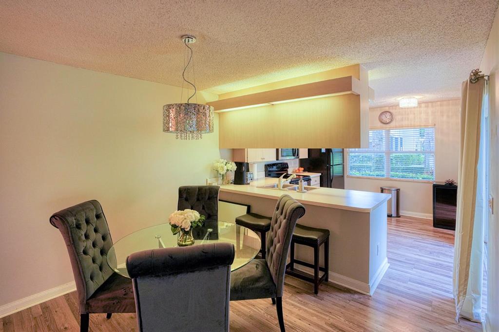 MEADOWS - Residential