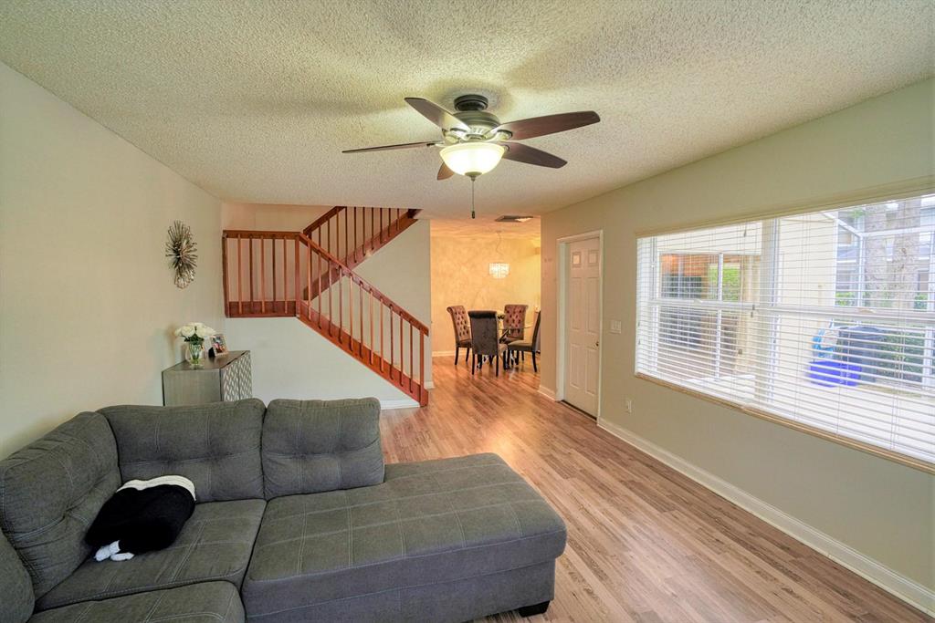 MEADOWS - Residential