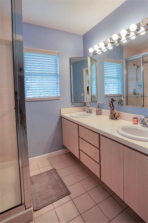 MEADOWS - Residential