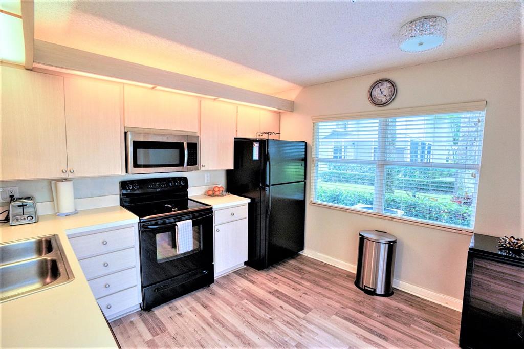 MEADOWS - Residential