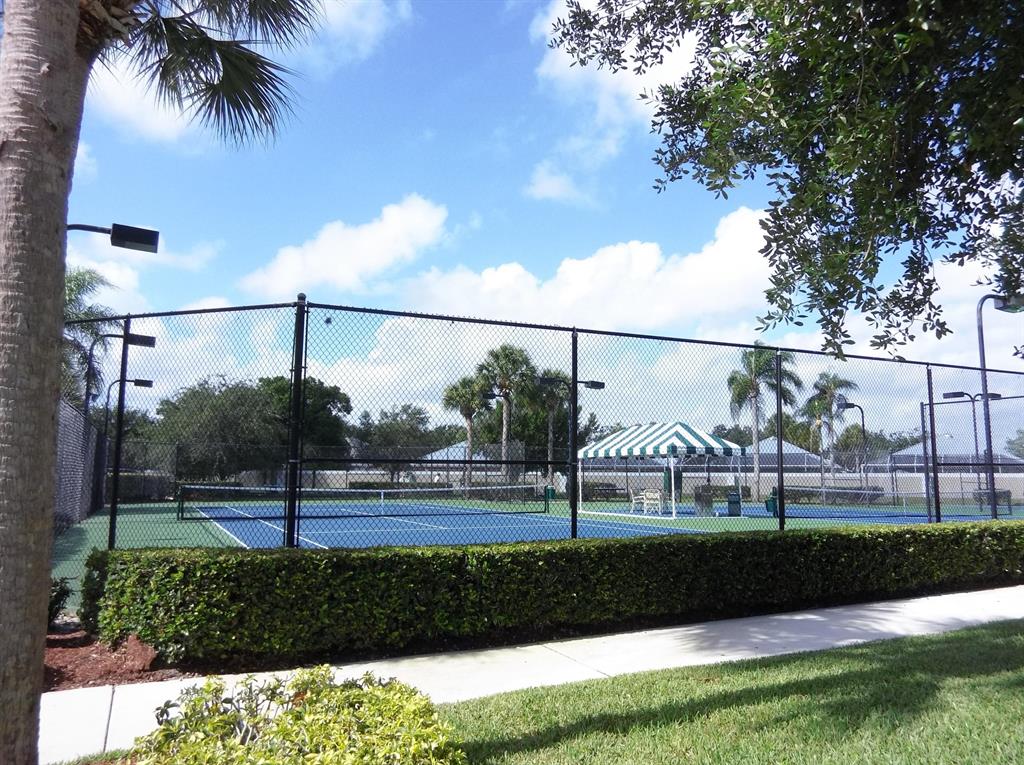 MEADOWS - Residential