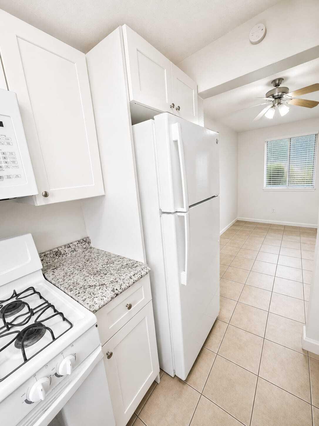 4655 Palm Avenue 205