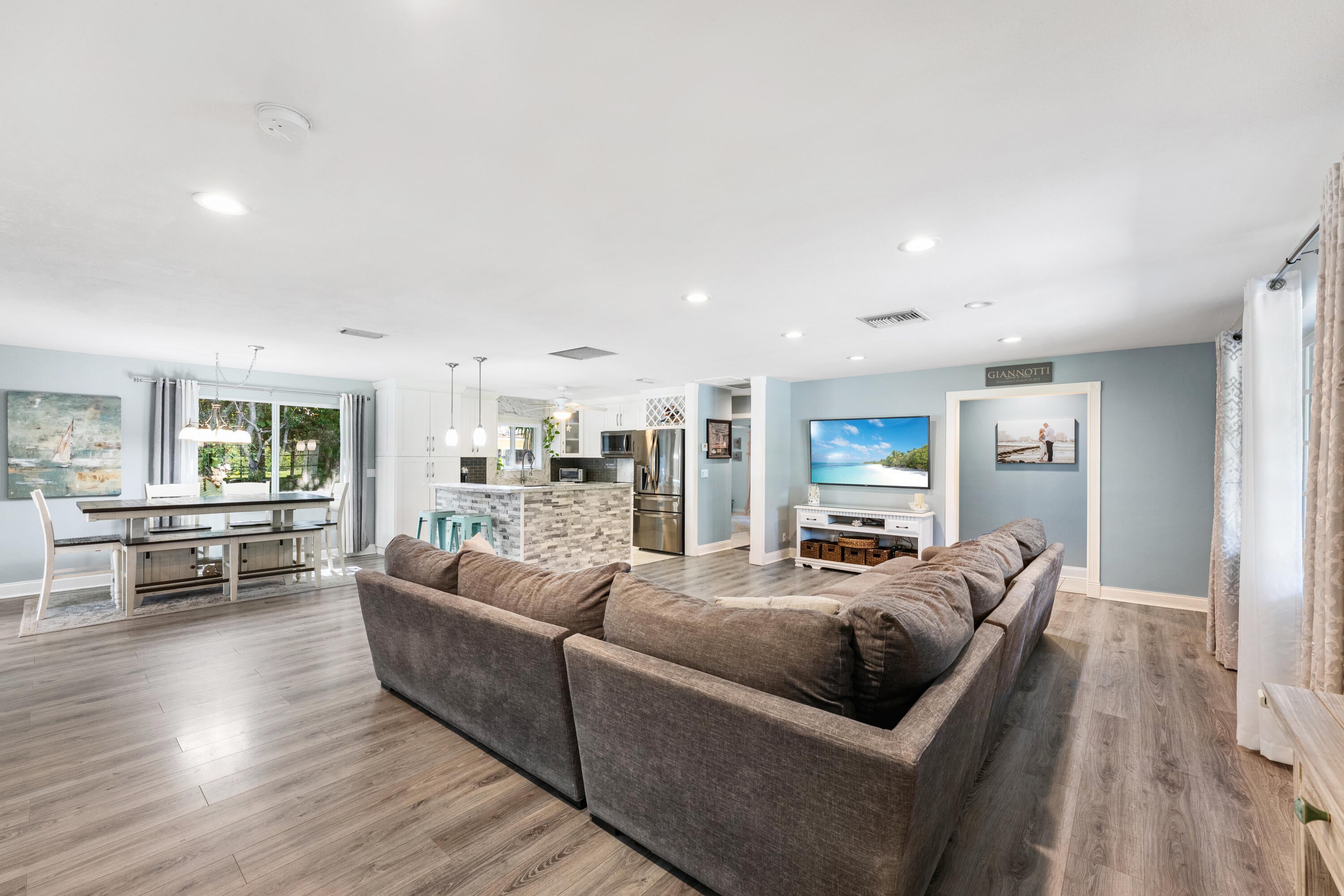 Properties 7400 Clarke Road