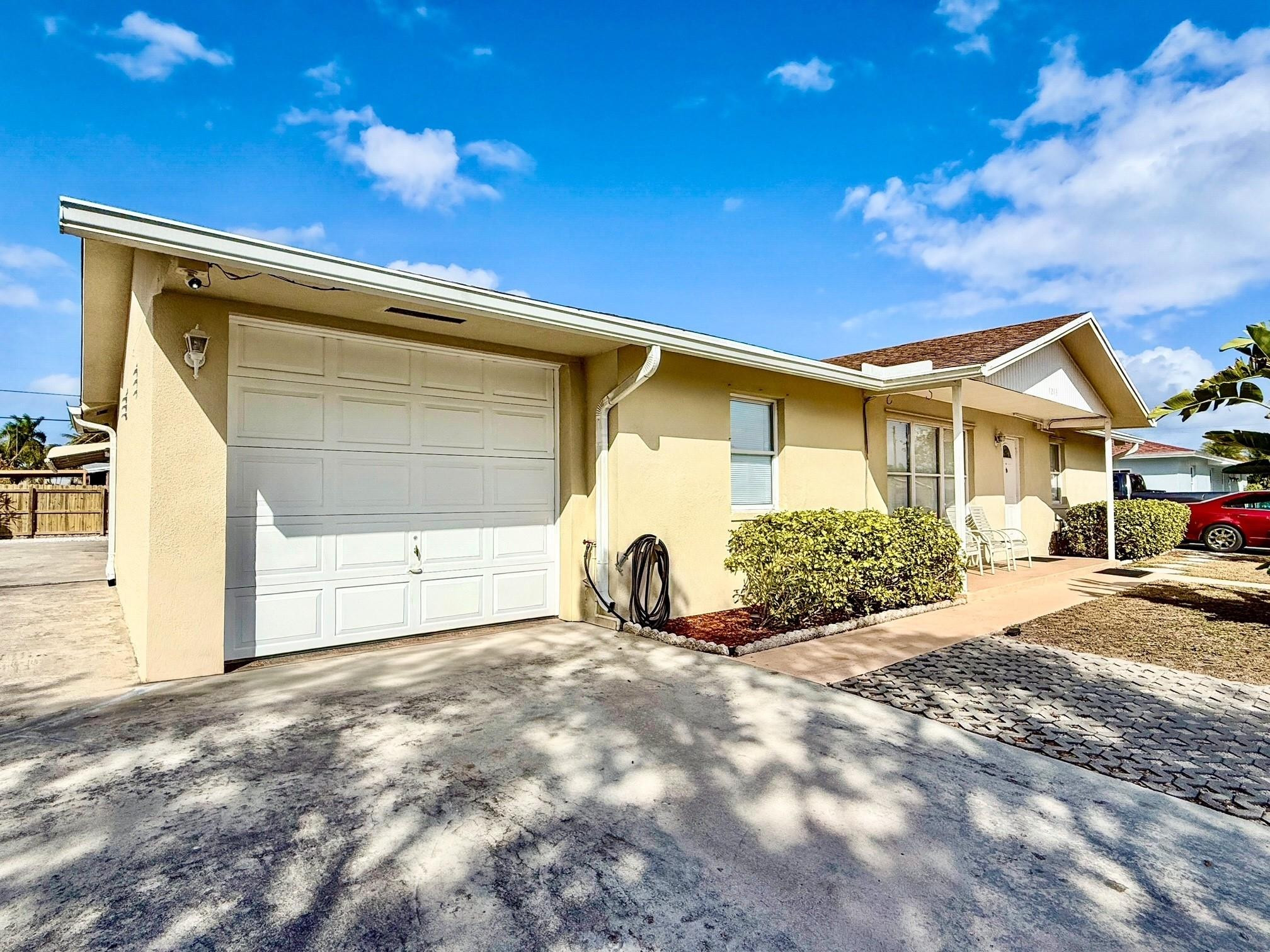 Lantana Heights 08 - Residential Income