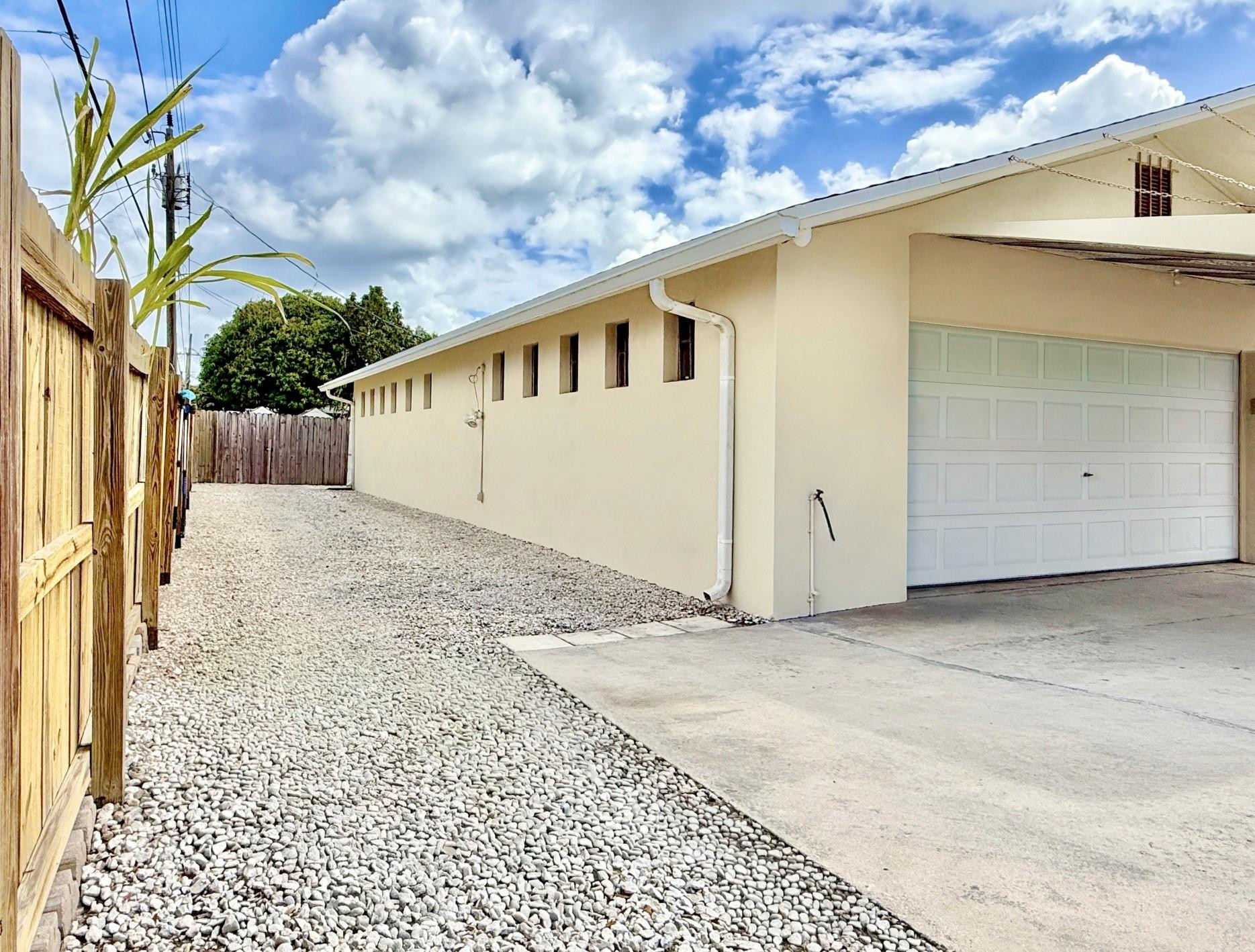 Lantana Heights 08 - Residential Income