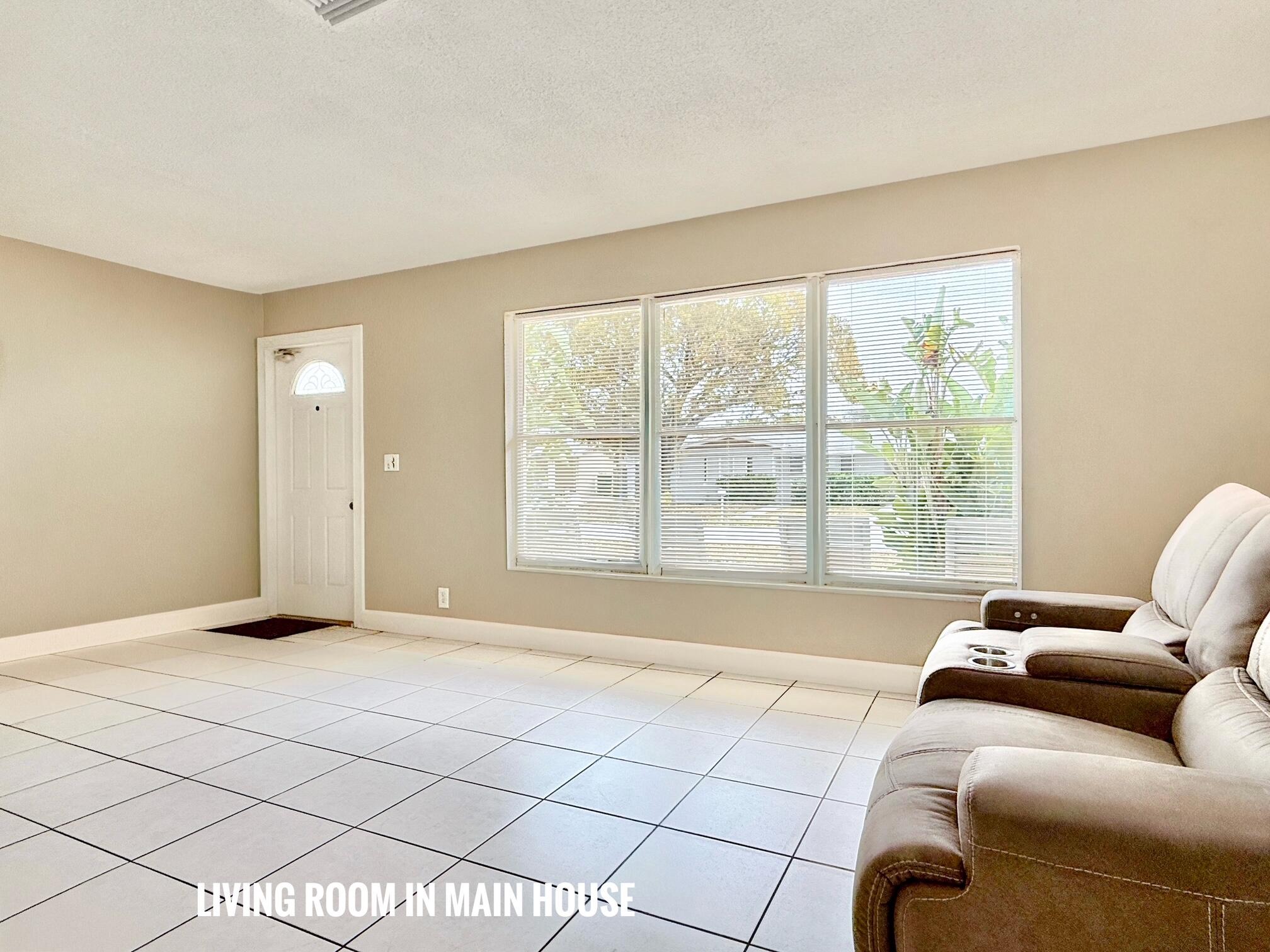 Lantana Heights 08 - Residential Income