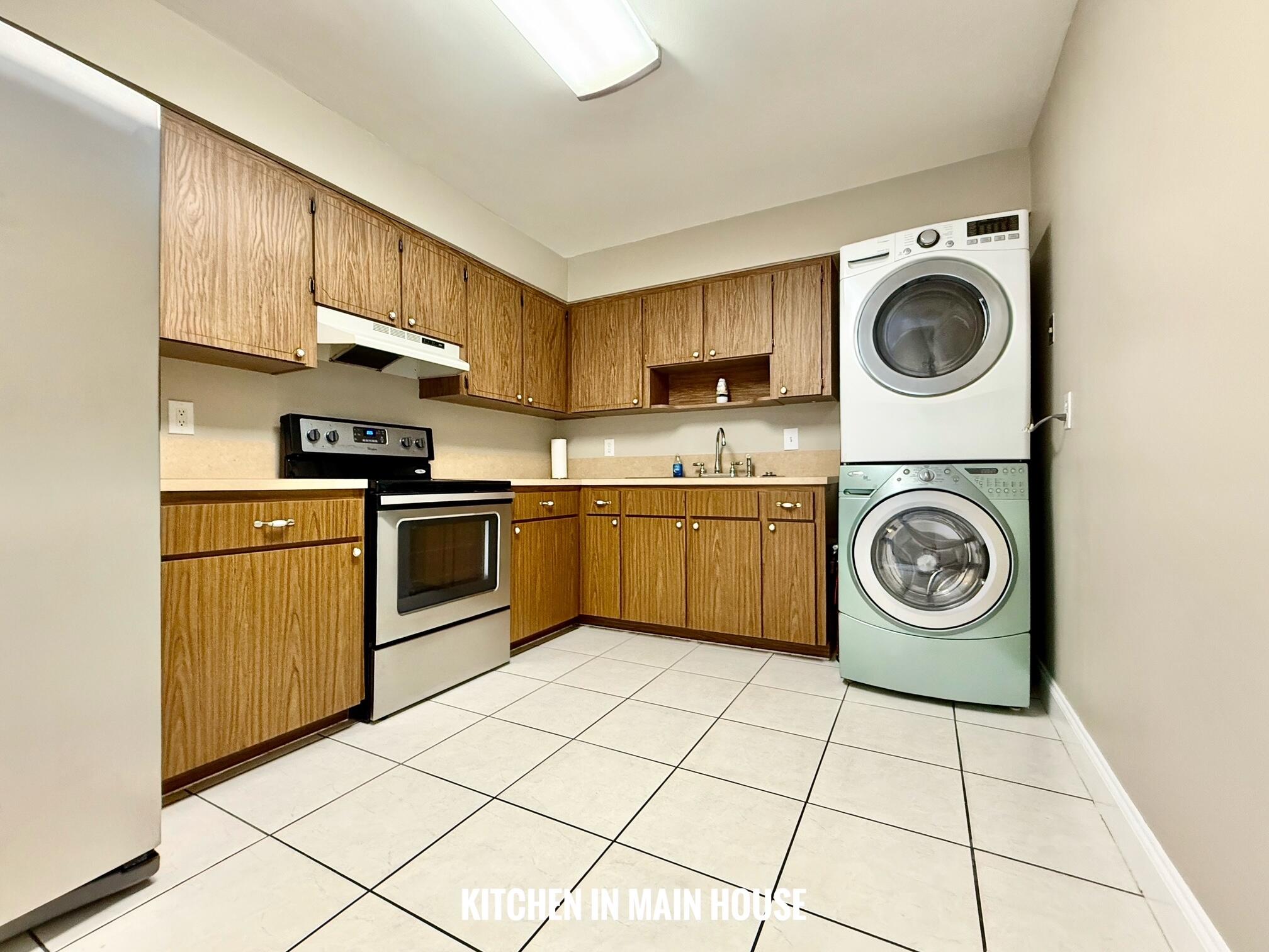 Lantana Heights 08 - Residential Income