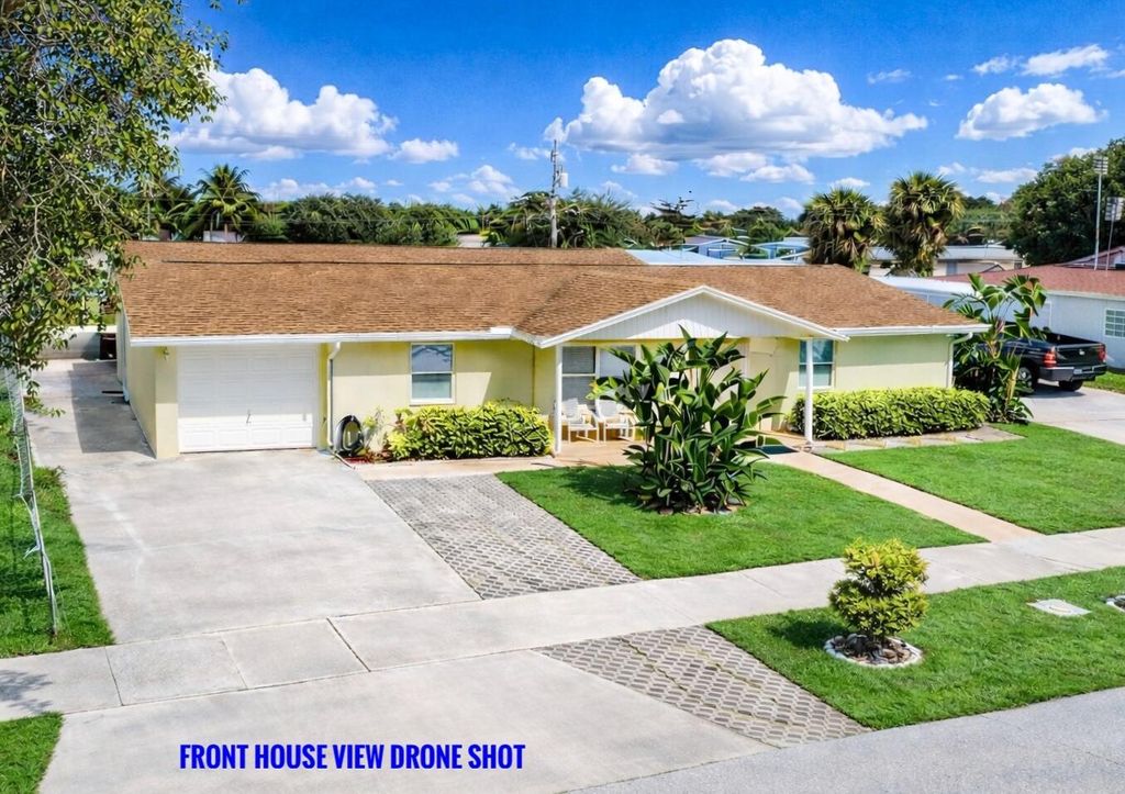 Photo of 1213 W Broward Street, Lantana, FL 33462 (MLS # F10552506)