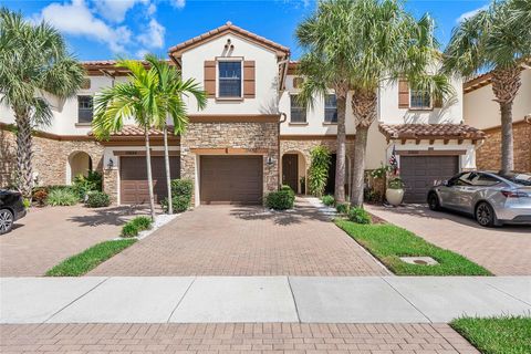 Georgian Courts Townhome SOLD! 13374 Georgian Court 10450 Wellington Parc Dr 10450 Wellington FL 33449